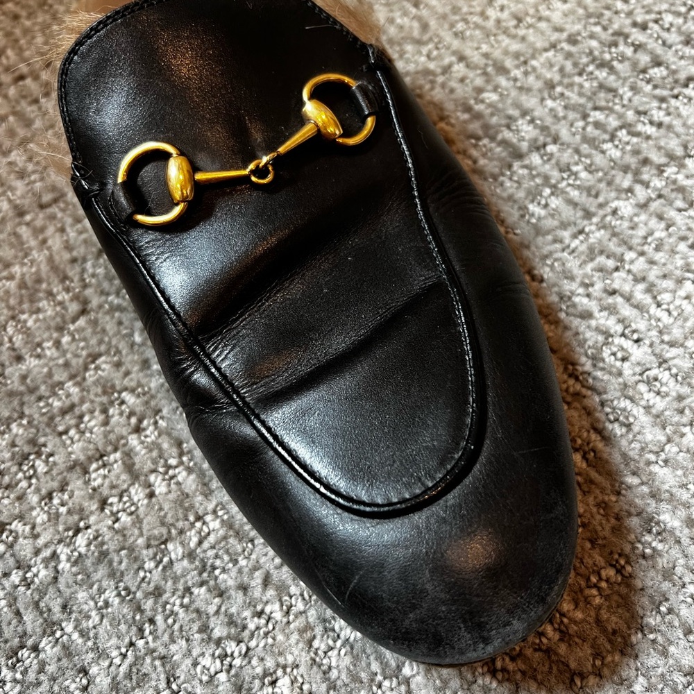 Gucci Princetown Black Leather Loafers with Gold Accents - Picture 3 of 9